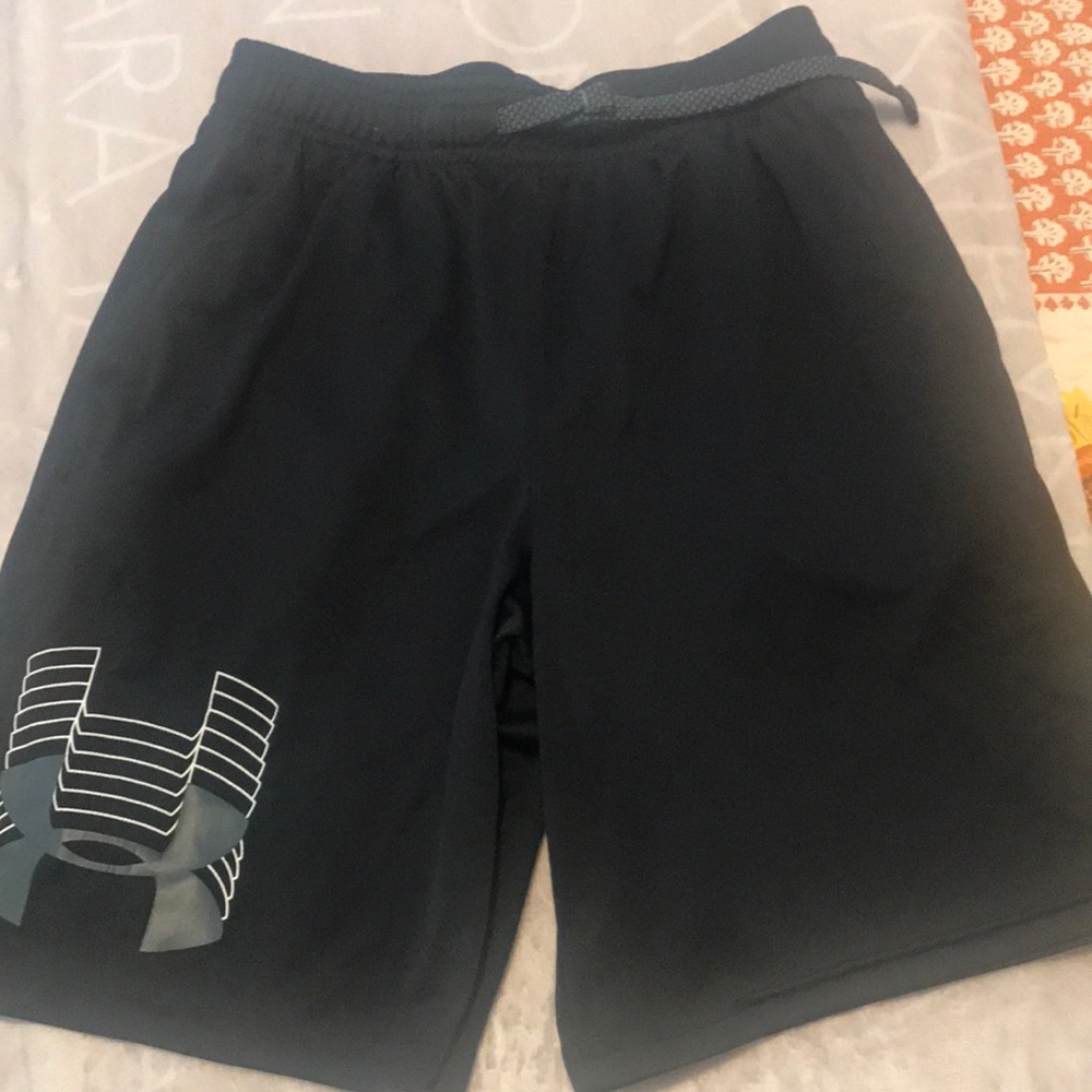 Boys black under armor shorts